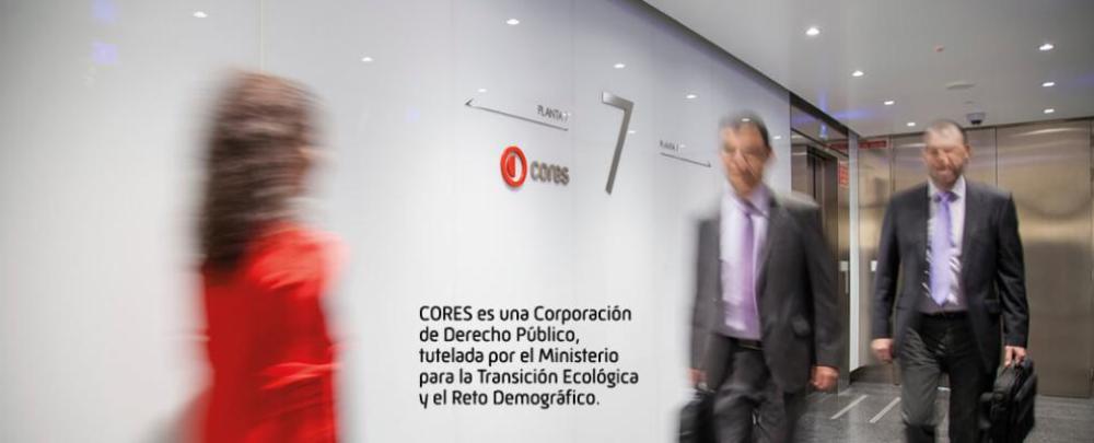 CORES es una Corporación de Derecho Público, tutelada por el Ministerio para la Transición Ecológica y el Reto Demográfico